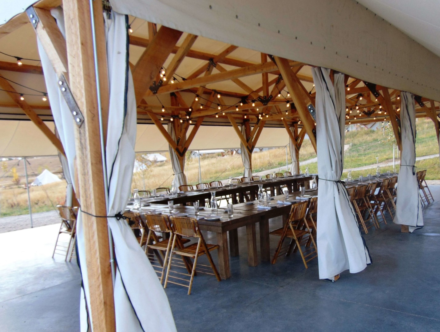 Conestoga Ranch – Event Tent – U Shape Banquet – Open Flaps Bear Lake Events