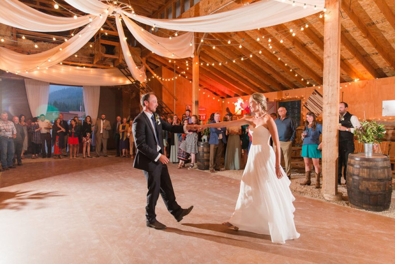 Hannah-and-Will-Victor_-ID-Reception-199-1024×683
